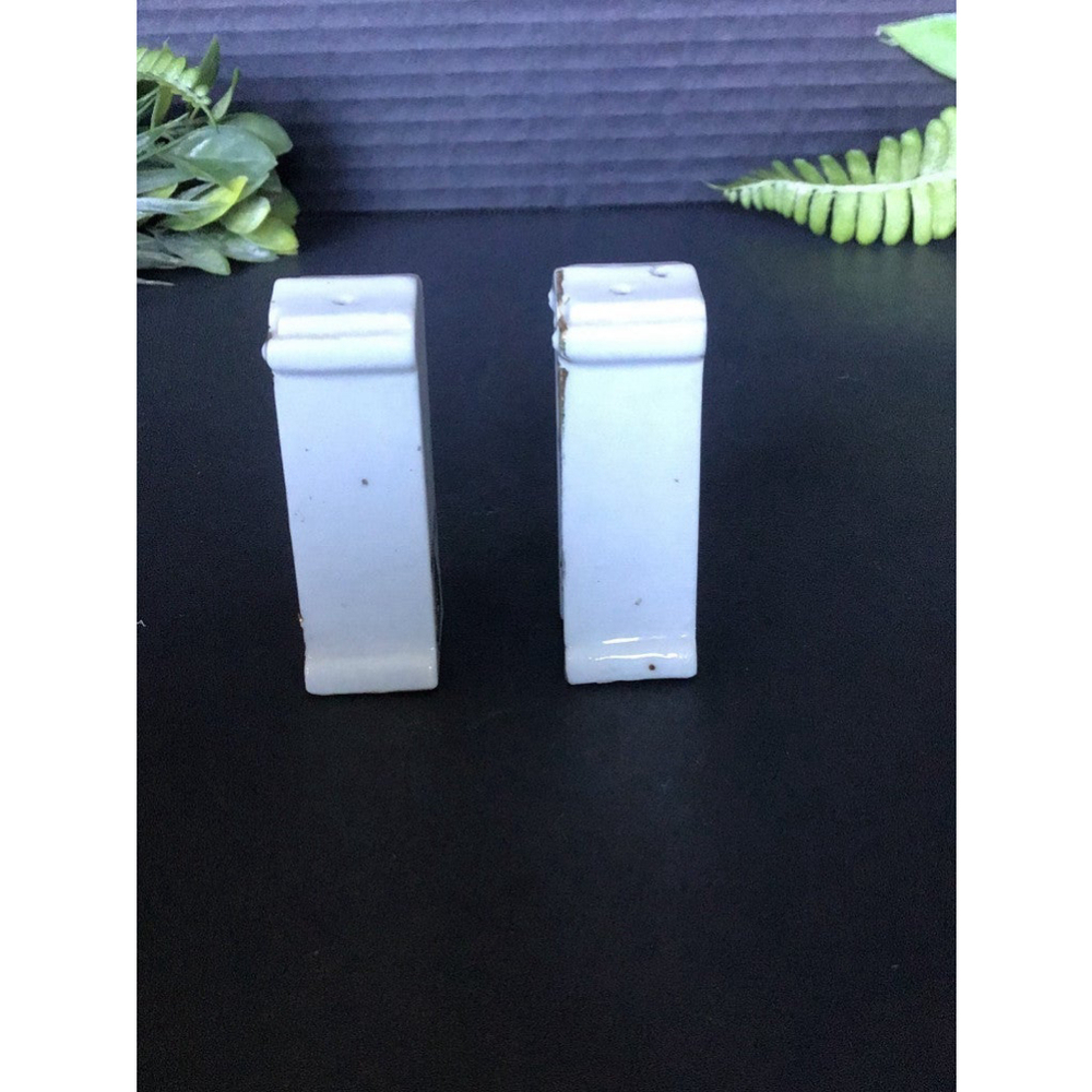 Vintage Bily Brothers Grandfather Clock Salt and Pepper Shakers - Picture 2 of 5